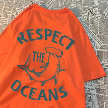 Afbeelding in Gallery-weergave laden, Respect The Oceans T-Shirt
