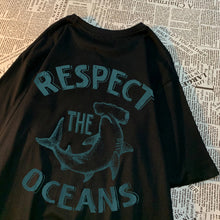 Afbeelding in Gallery-weergave laden, Respect The Oceans T-Shirt
