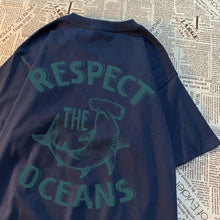 Afbeelding in Gallery-weergave laden, Respect The Oceans T-Shirt
